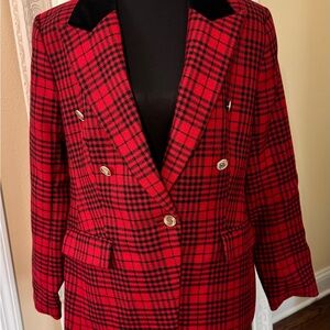 Red & Black Double-Breasted Blazer. Velvet Collar. Gold buttons. Vintage Chic.